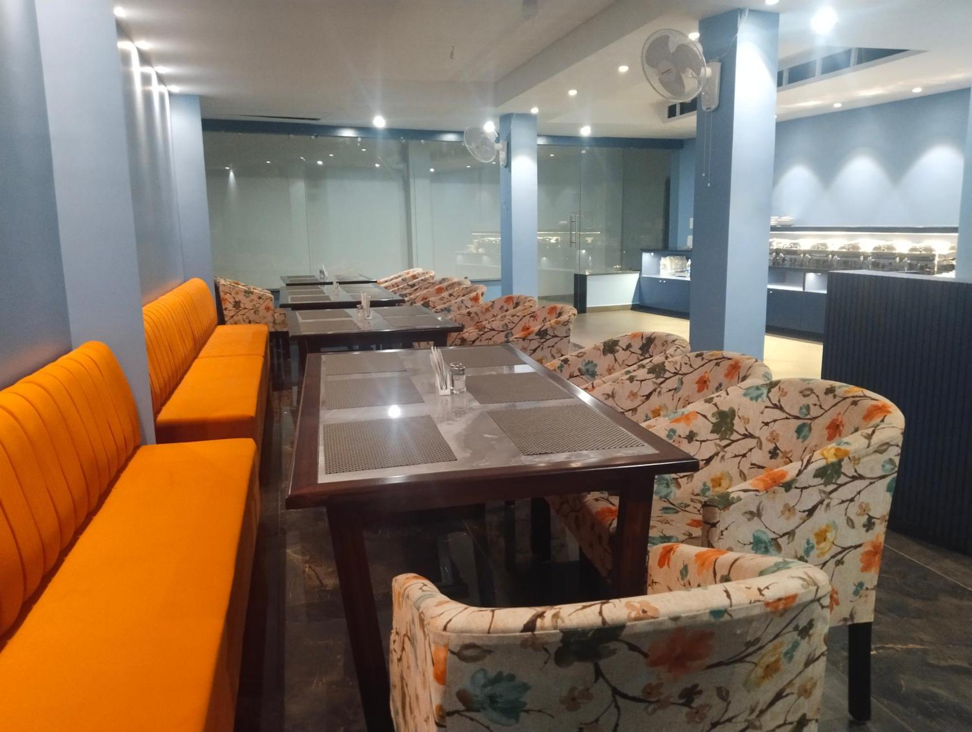 Hotel Dolly Sziliguri Kültér fotó