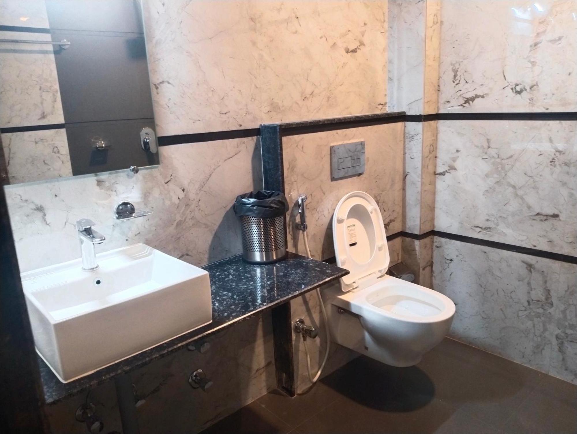 Hotel Dolly Sziliguri Kültér fotó
